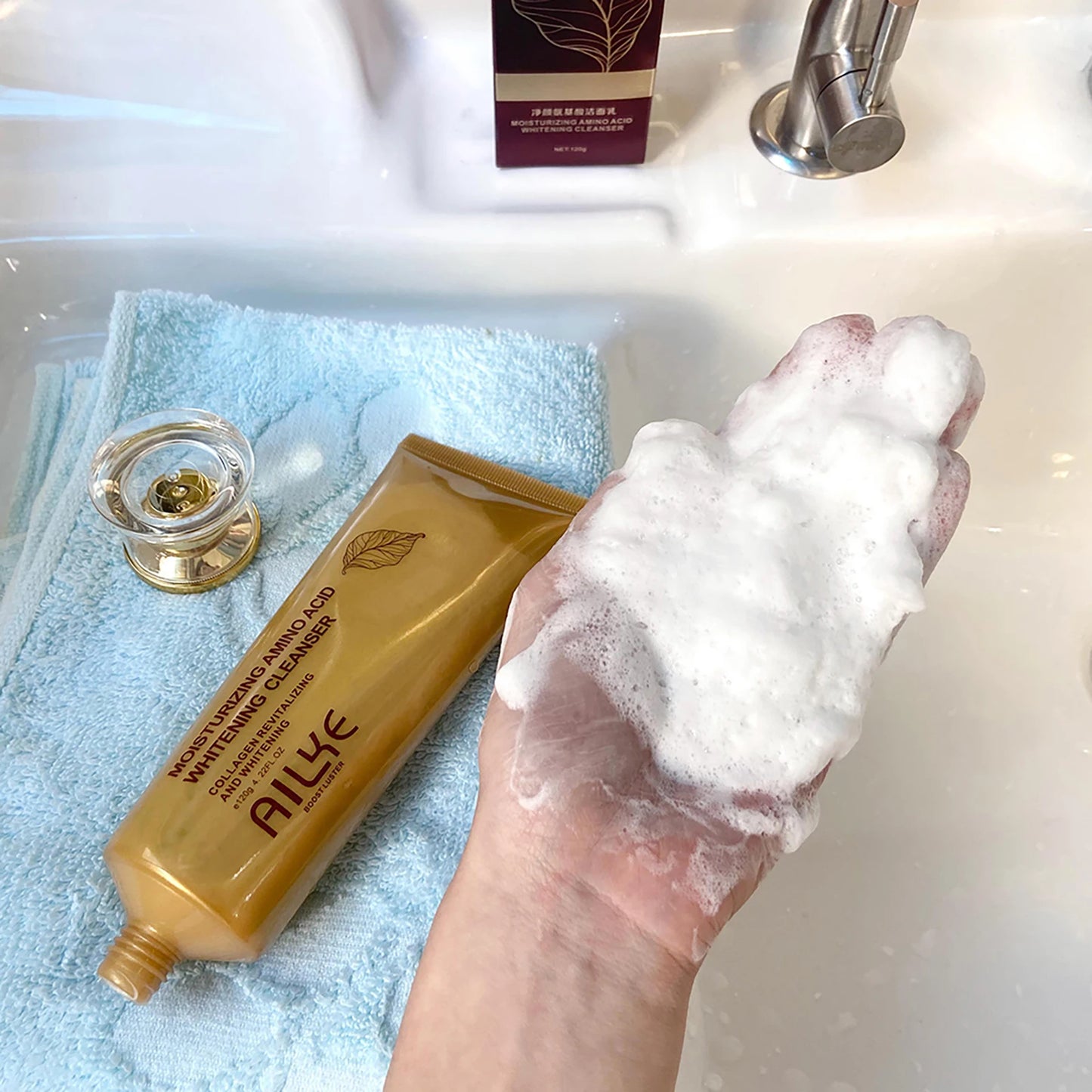 Amino Acid Moisturizing & Whitening Facial Cleanser – 120g